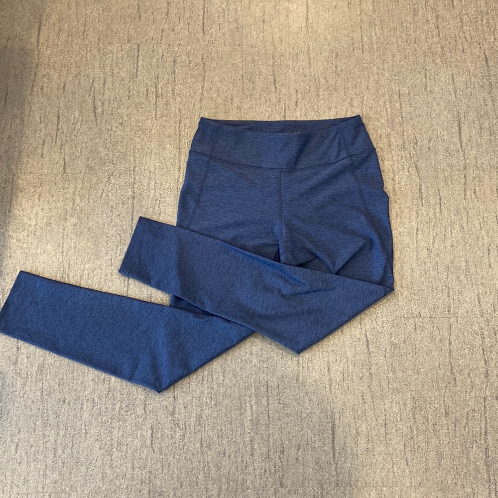 Outdoor Voices 7/8 Warmup Leggings Size L